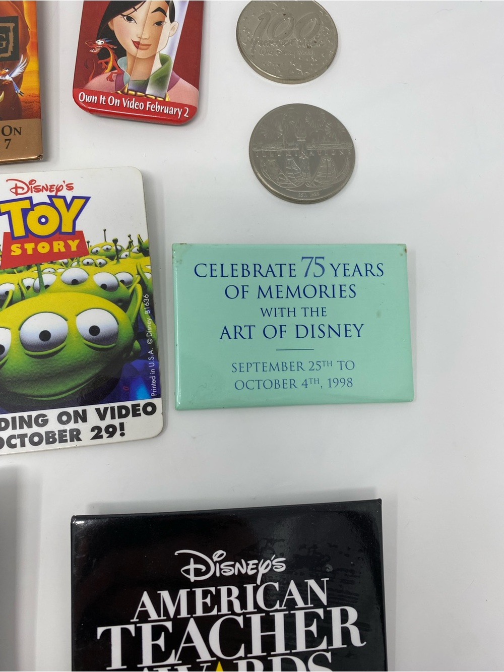 Assorted 90’s Disney Pin Collection - Picture 4 of 10
